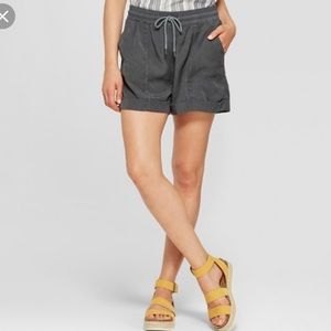 Universal Thread Gray Utility Shorts 